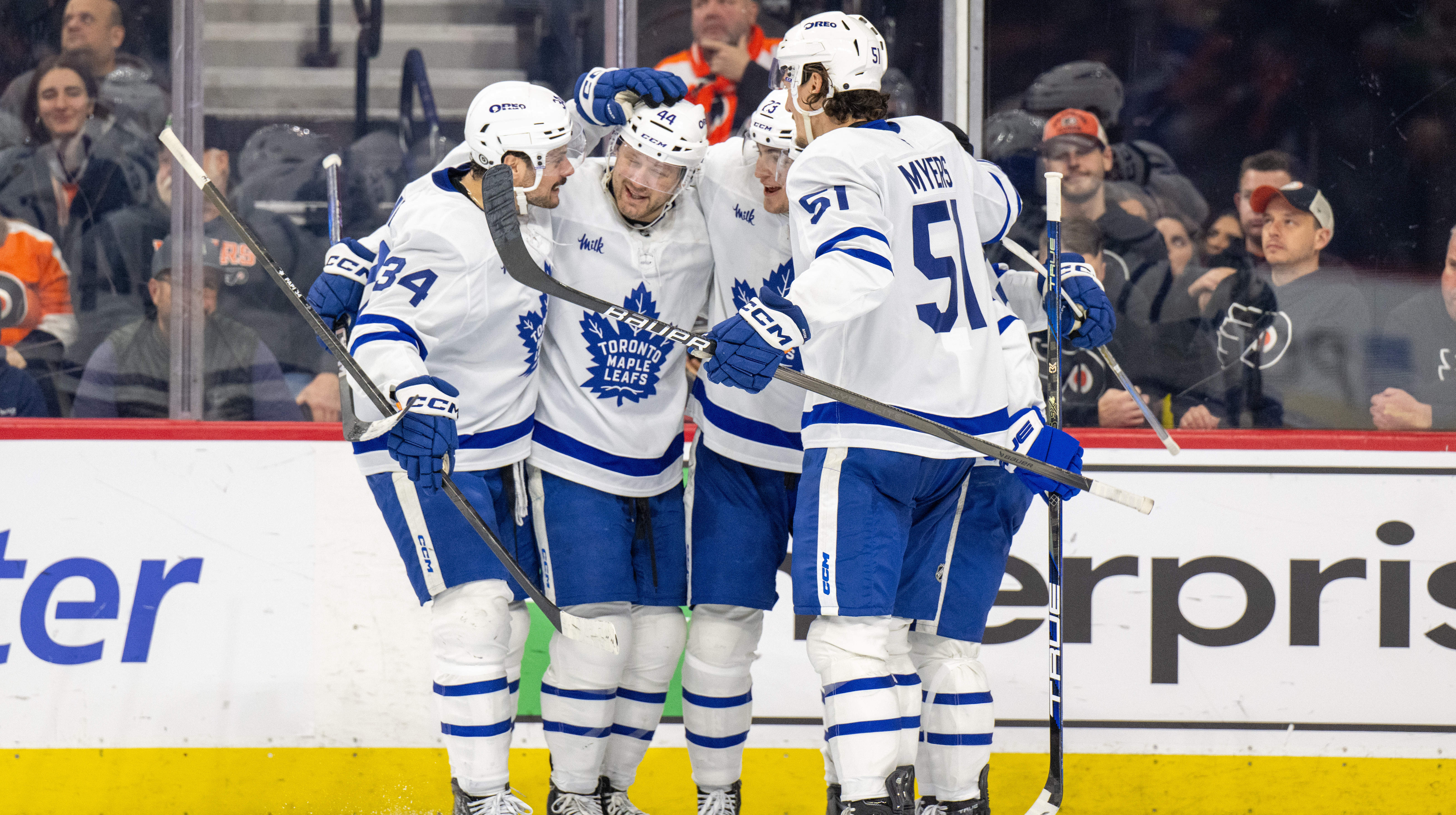 Marner Sets Up Matthews 🍽️
