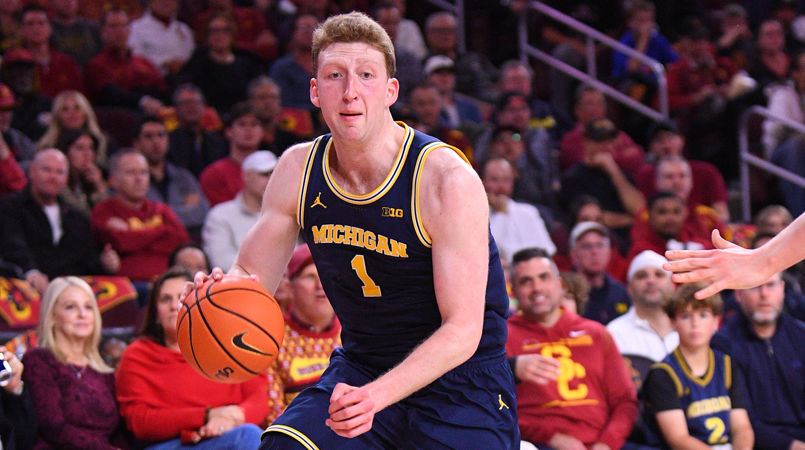 Michigan Defeats USC 85-74 〽️